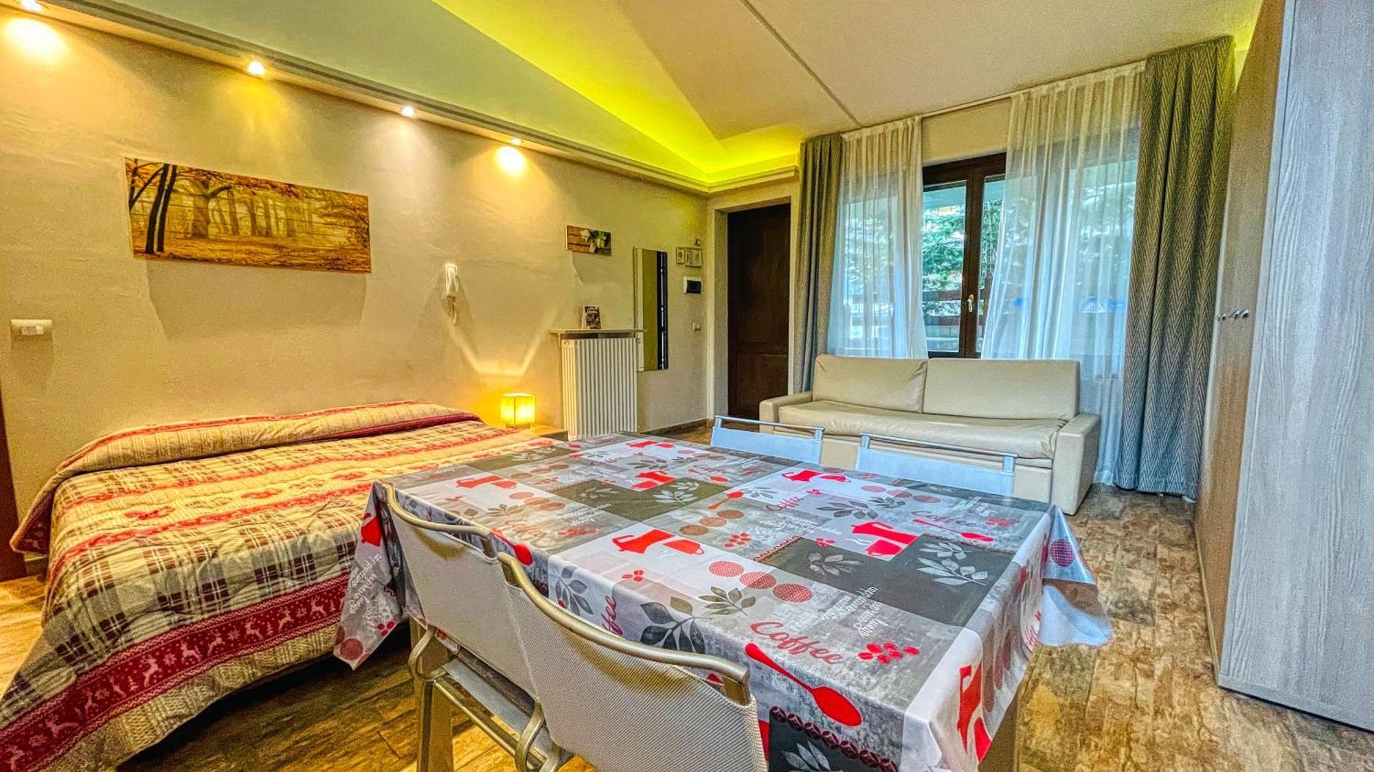 בארדונקיה Residence Tabor מראה חיצוני תמונה